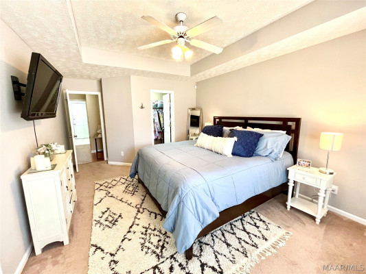 800 Autumn Ridge Road