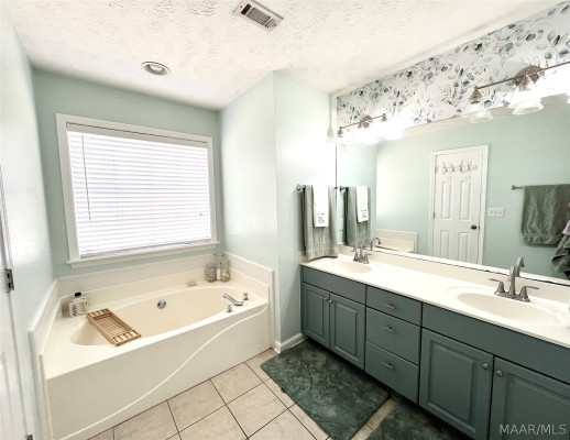 800 Autumn Ridge Road