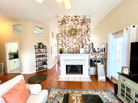 800 Autumn Ridge Road