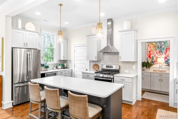 5123 Lower James Street