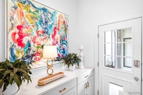 5123 Lower James Street