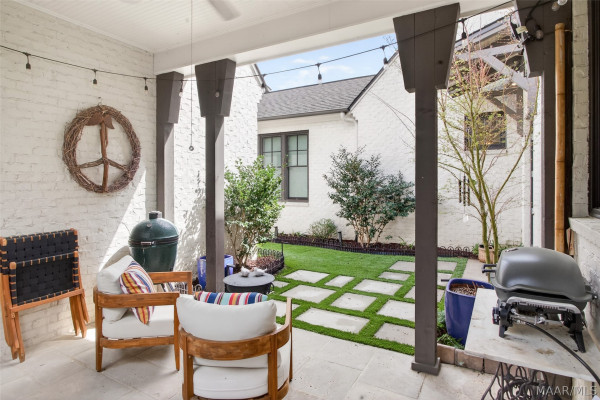 5123 Lower James Street