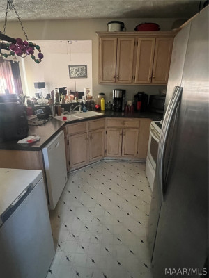 6520 MORNING GLORY Court