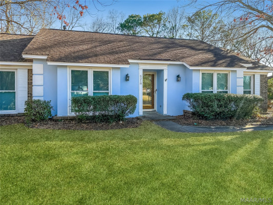 6218 Woody Lane