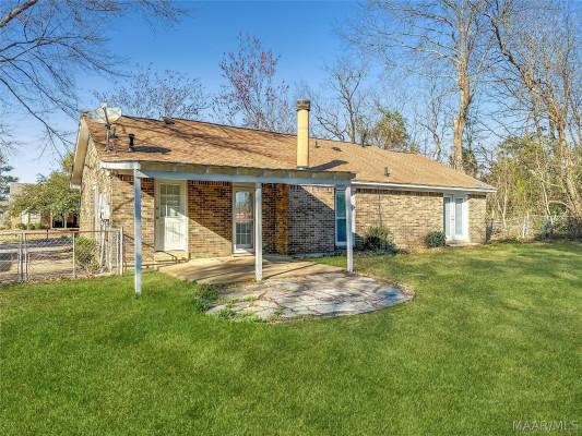 6218 Woody Lane