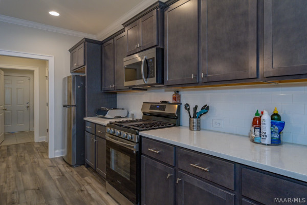 264 Royal Oaks Drive