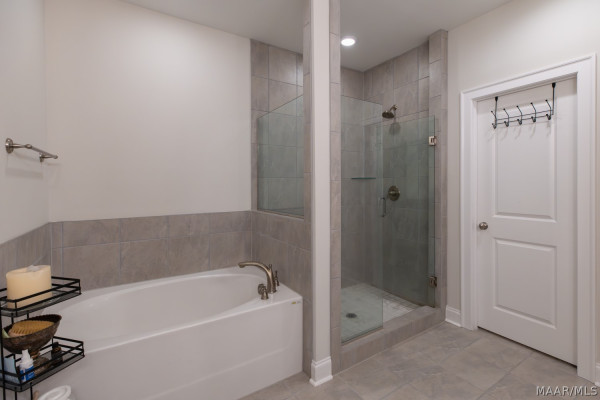 264 Royal Oaks Drive