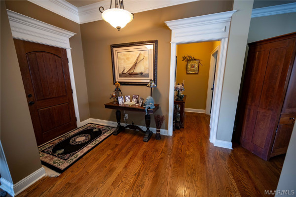 491 SOUTHERN HILLS Drive