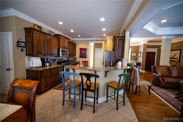 491 SOUTHERN HILLS Drive