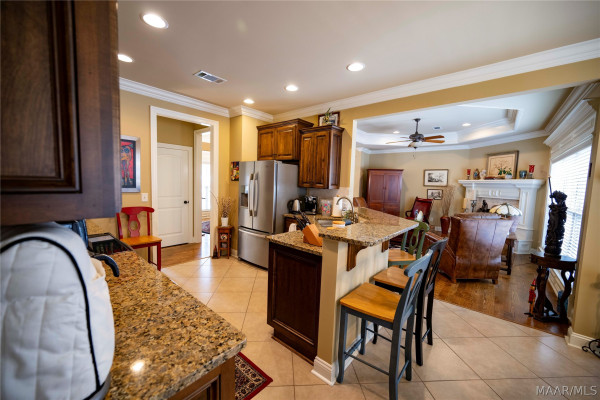 491 SOUTHERN HILLS Drive