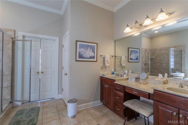 2077 Wyndgate Loop
