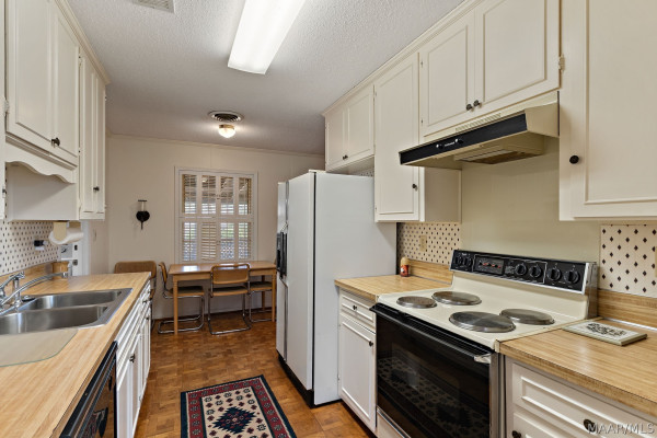 1848 Cairnbrook Drive