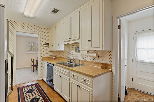 1848 Cairnbrook Drive