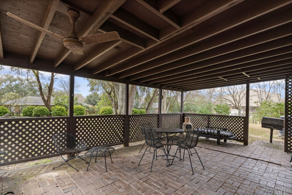 1848 Cairnbrook Drive