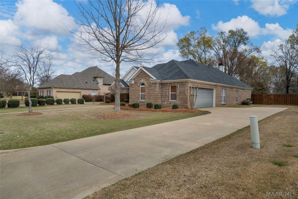 8725 MARSH RIDGE Drive