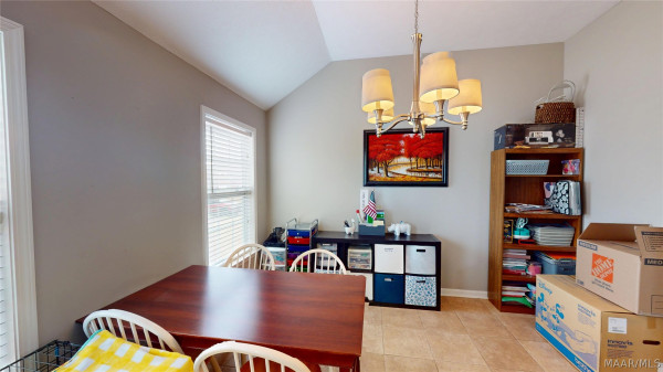 613 Stoneybrooke Way