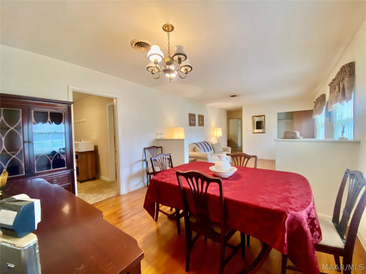 902 W Osceola Street