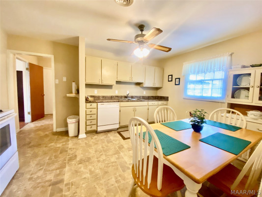 902 W Osceola Street