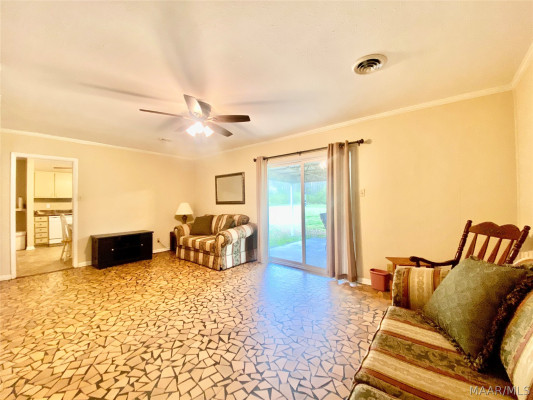 902 W Osceola Street