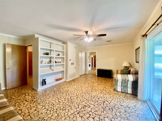 902 W Osceola Street