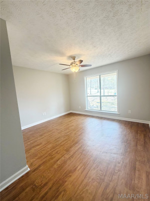 73 Reid Circle