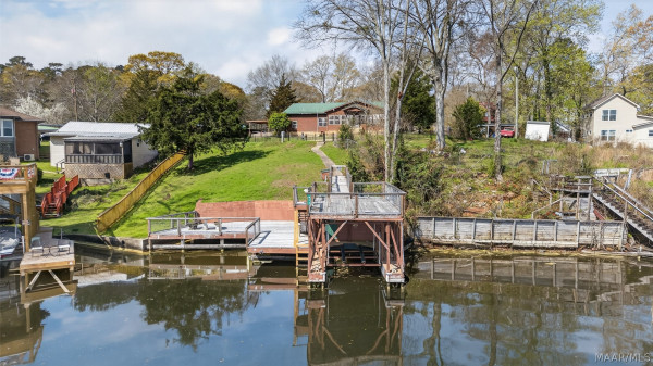 813 Lake Region Circle