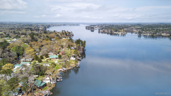 813 Lake Region Circle