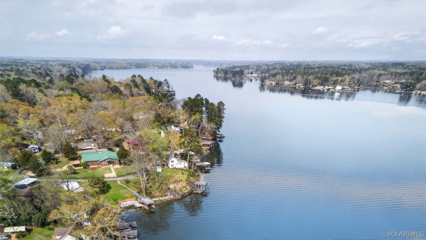 813 Lake Region Circle