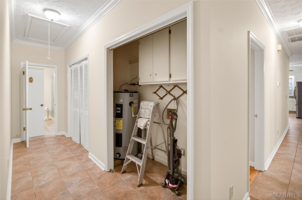 813 Lake Region Circle