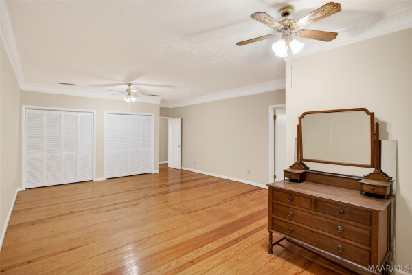 813 Lake Region Circle