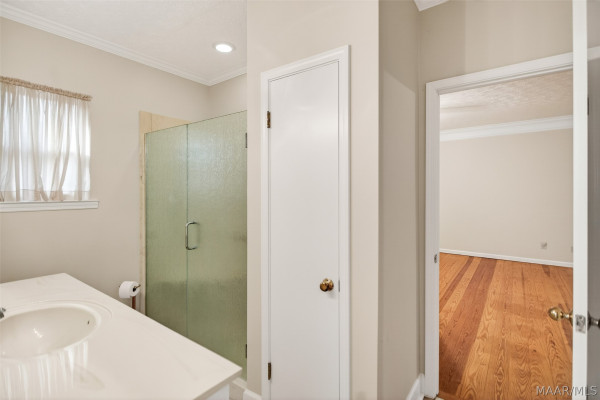 813 Lake Region Circle