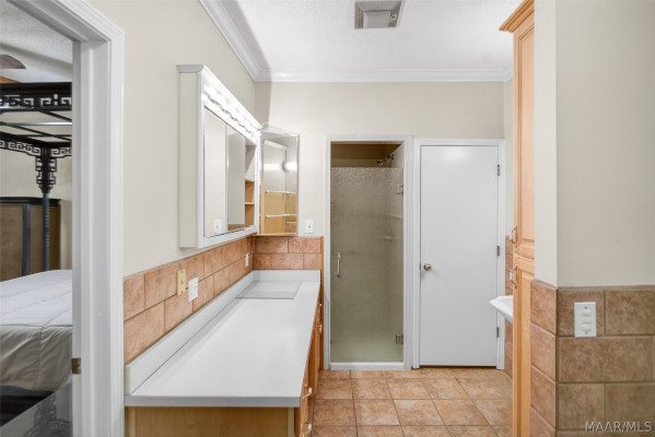 813 Lake Region Circle