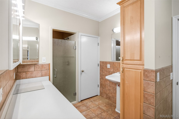 813 Lake Region Circle