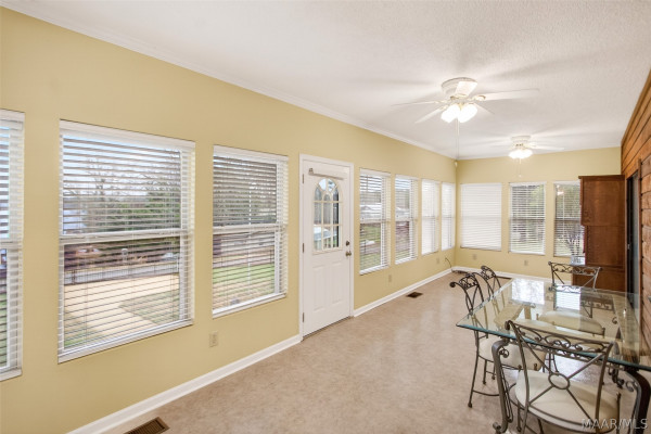 813 Lake Region Circle