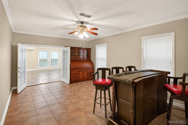 813 Lake Region Circle