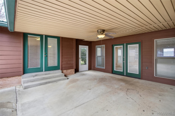 813 Lake Region Circle