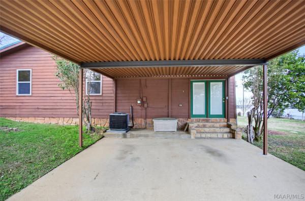 813 Lake Region Circle