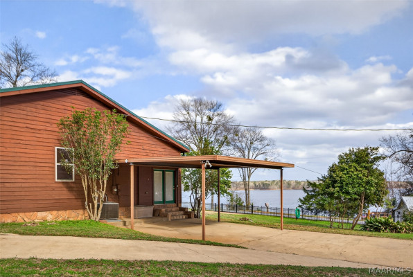 813 Lake Region Circle