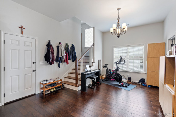 9192 CRESCENT LODGE Circle