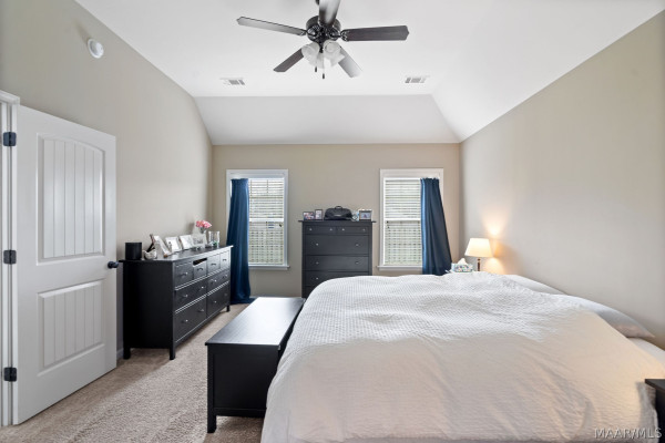 9192 CRESCENT LODGE Circle