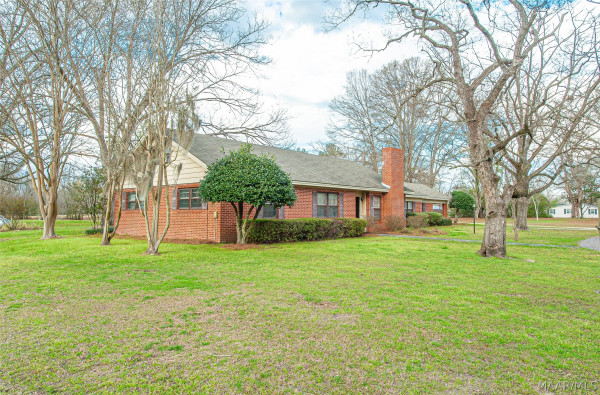6486 W Old Hayneville Road
