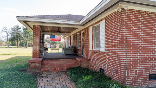 9438 mobile Highway S