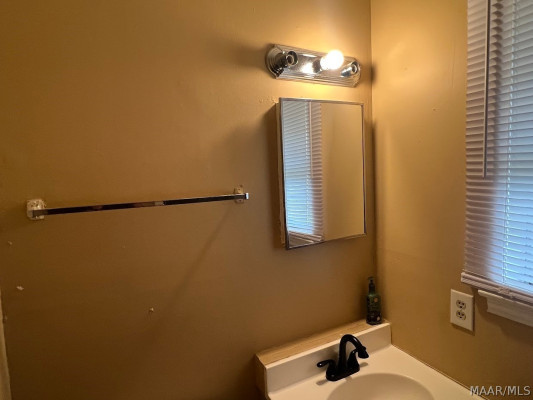 5253 Rolind Drive