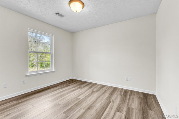 2088 Old US Highway 231 .