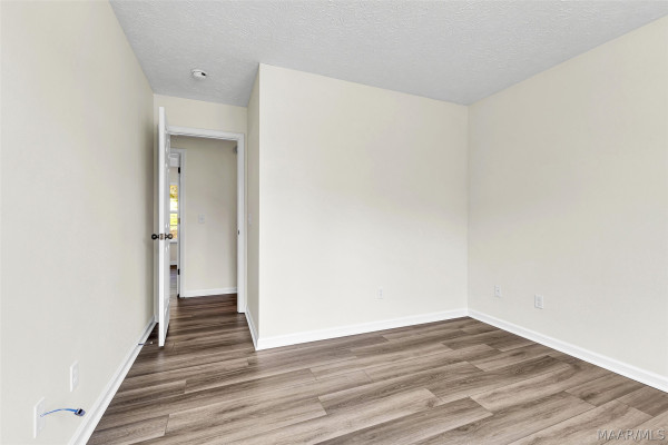 2088 Old US Highway 231 .