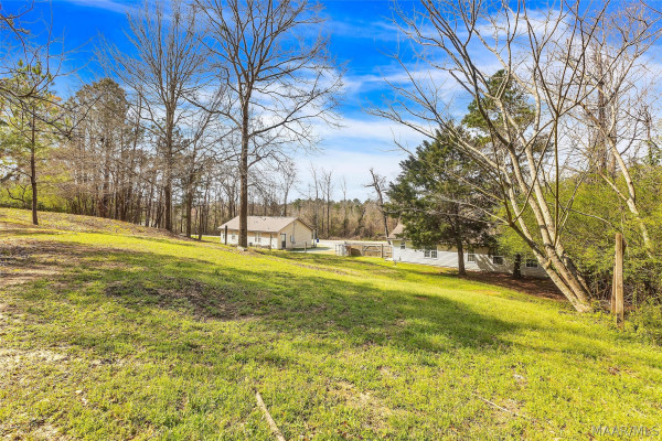 2088 Old US Highway 231 .