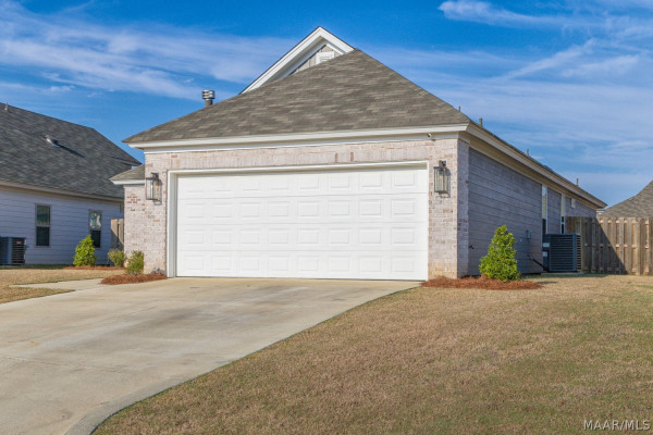 9908 Bluestone Circle
