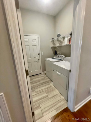 9338 Crescent Lodge Circle