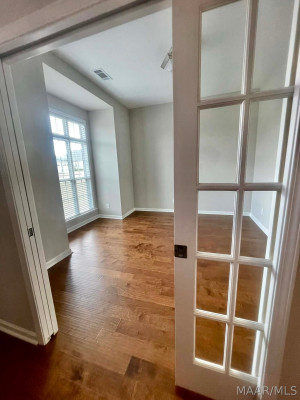 9338 Crescent Lodge Circle