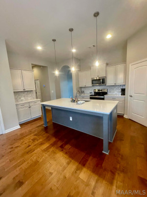 9338 Crescent Lodge Circle